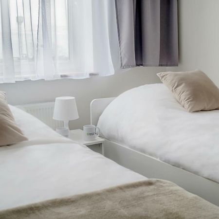 Apartament Poniatowskiego - Komfortowe Noclegi بياسيتشنو المظهر الخارجي الصورة