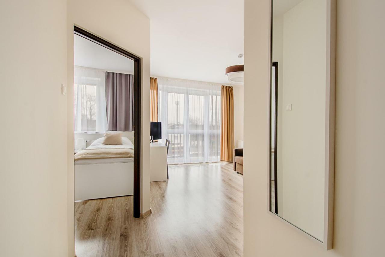 Apartament Poniatowskiego - Komfortowe Noclegi بياسيتشنو المظهر الخارجي الصورة